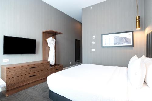 Sandman Signature Sherwood Park Hotel