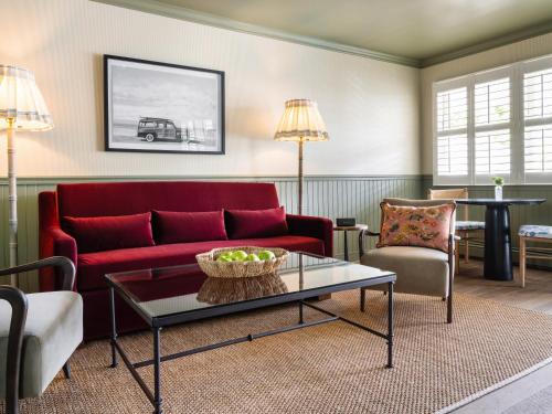 The Hideaway - main image