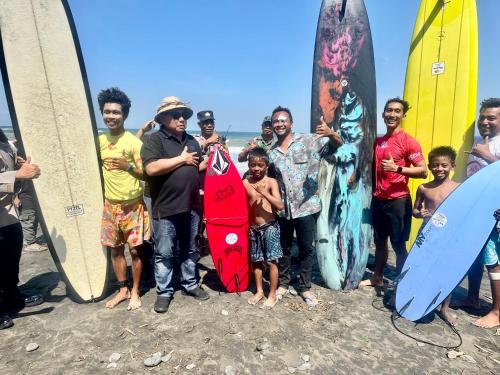 Medewi Secret SurfCamp