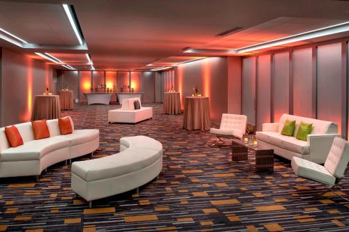 Boston Marriott Copley Place - image 10