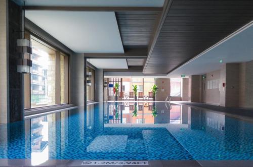 Swimming pool, Courtyard by Marriott Chongli in Zhangjiakou