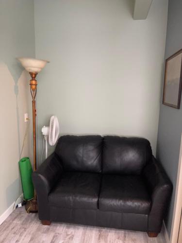 Bright and Cozy 1 Bedroom Suite in Gold River (BC)