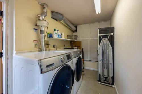 Secluded Forest Oasis - Your Ultimate Retreat Awaits! Secluded Forest Oasis - Your Ultimate Retreat Awaits!