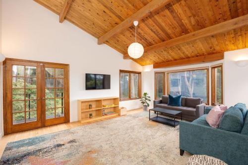 Secluded Forest Oasis - Your Ultimate Retreat Awaits! Secluded Forest Oasis - Your Ultimate Retreat Awaits!