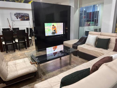Shared lounge/TV area, Villa campestre Casa Blanca Full House in Agua de Dios