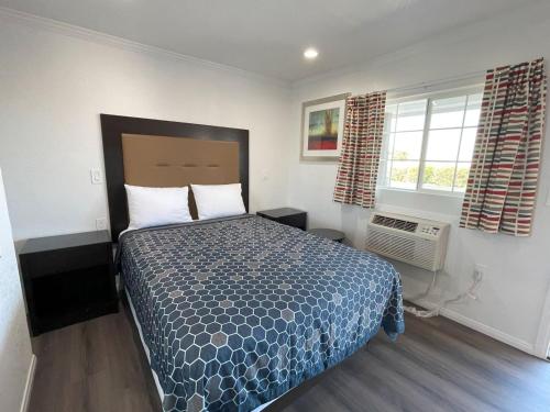 Palm Inn – Mojave, CA