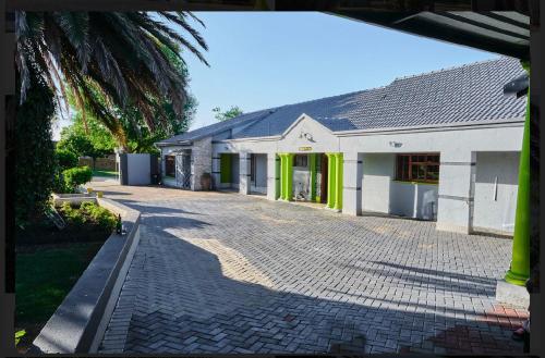 外觀, Oleratong Guest House in 伊萬德