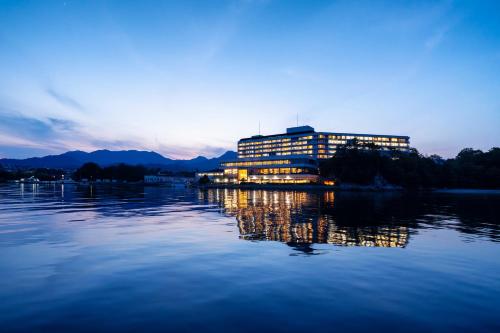 Miyajima Hotels