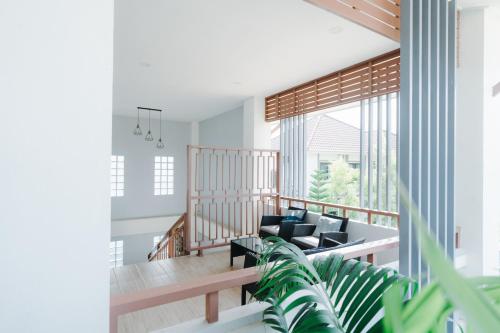 Létesítmények, Annahouse in Rim Kok