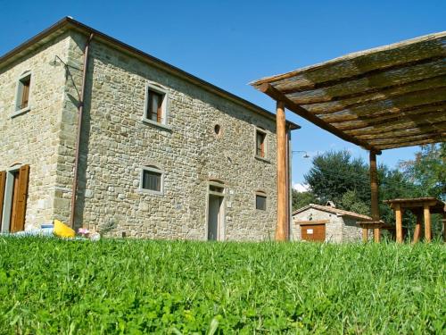 Apartment in a modern holiday home in Anghiari