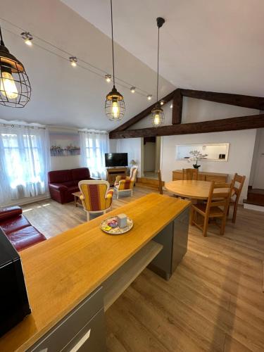 Maison du Cloitre Couvent des Carmes in Narbonne