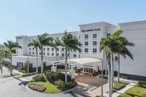 Crowne Plaza Fort Myers Gulf Coast, an IHG Hotel