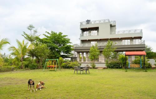 SaffronStays Siesta by the River