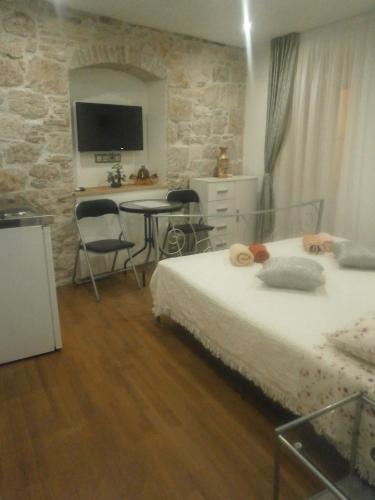 Sobe Jukić, Split (photo 10)