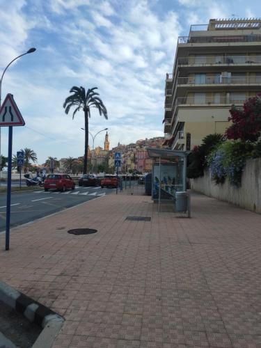 Cosy Studio Soleia, 50m from sea side - Tap to explore photos