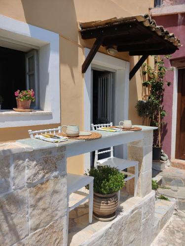 Corfu sea view house - Live in Corfu like a local!