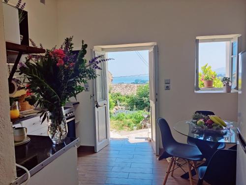 Corfu sea view house - Live in Corfu like a local!