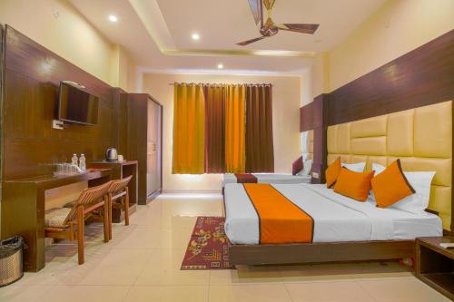 Superior Triple Room image 5