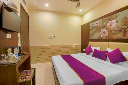Standard Double Room image 4