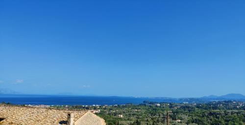 Corfu sea view house - Live in Corfu like a local!