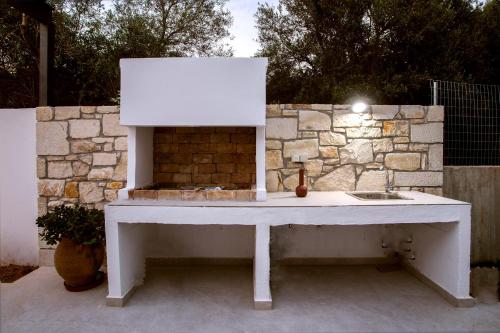 Avrilia Seaside Villa Heated Pool - Tap to explore photos