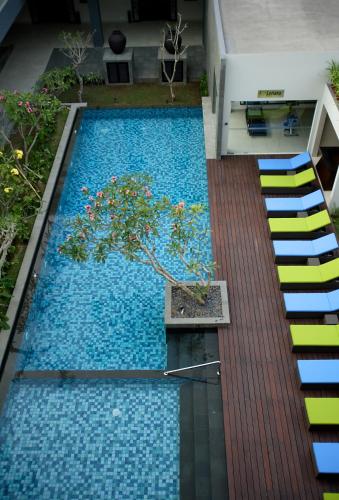 Swimming pool, Hotel Santika Mataram in Mataram