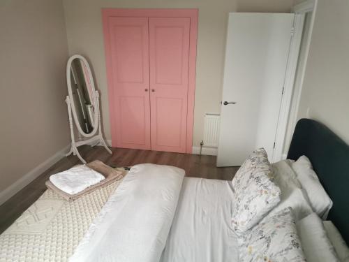 Double Room in Shared House