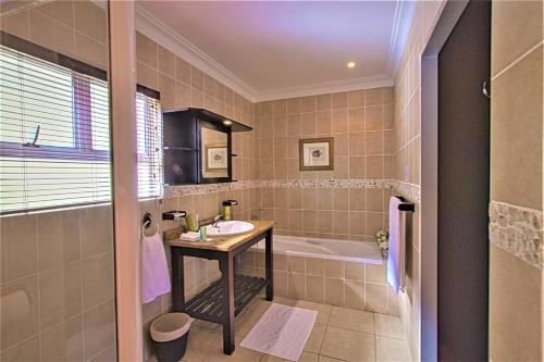 Apartment with Sea View - Ground Floor  image 10