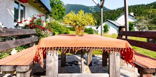 花園, Haus-am-Sonnenweg in 拉肯賀夫岩奧特舒耶