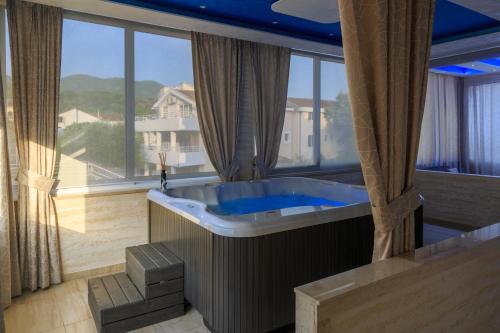 Facilities, Hotel Maksim in Meljine