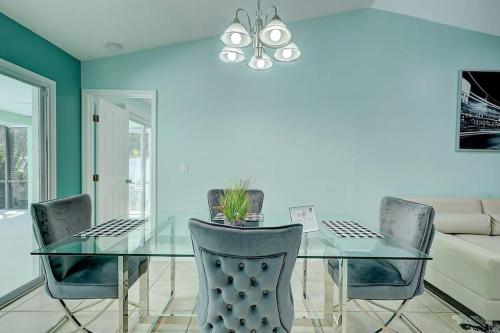 Chateau Grove in Port Saint Lucie, USA