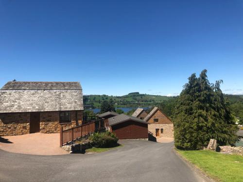 Redwood Lodge - image 8