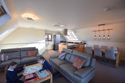 Aikbeck Lodge - image 8