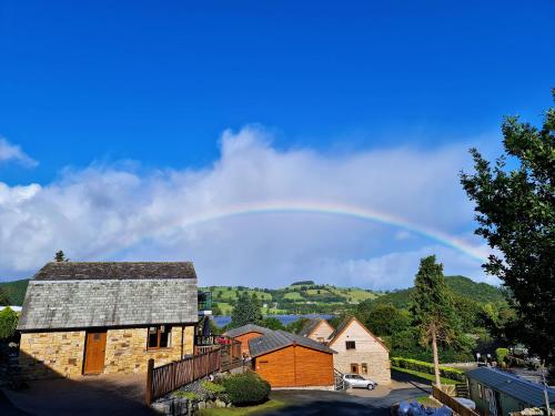 Aikbeck Lodge - image 11