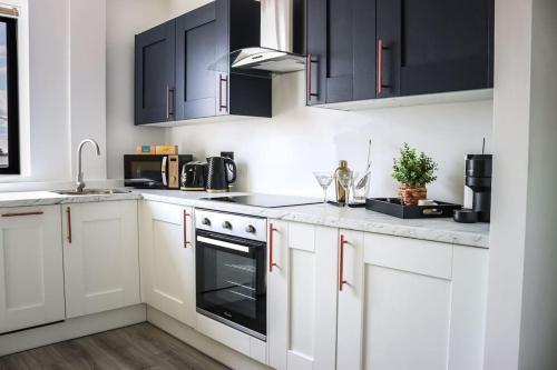 Funky Flat - City Centre - Free Parking Room Type - One-Bedroom Apartment