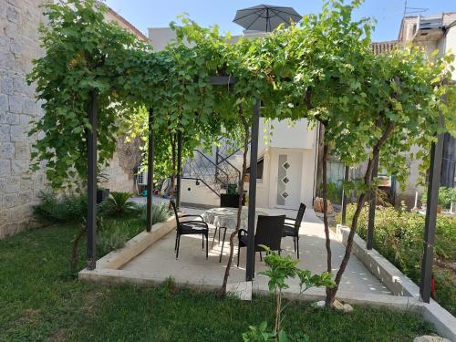 Apartmani Mara 3