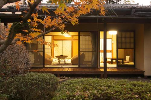 Japanese-Style Room image 1