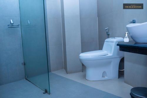 Executive Suite image 5