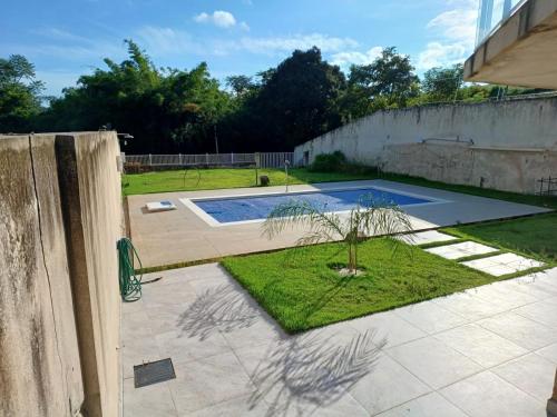 Casa de Campo em Condomínio
