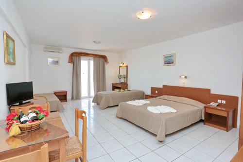 Anthoula Village Hotel The 4-star Anthoula Village Hotel offers comfort and convenience whether youre on business or holiday in Crete Island. Both business travelers and tourists can enjoy the hotels facilities and servic