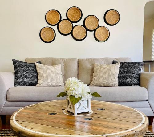 Heavensville Haven - One bedroom apartments in Evansville, USA
