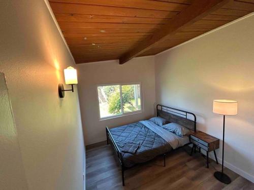 Newly Remodeled 1500sqft Family House City Center in Covina, USA
