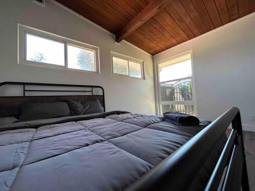 Newly Remodeled 1500sqft Family House City Center in Covina, USA