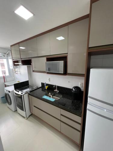 Apartamento na quadra do Mar em Itaparica de Frente para o Shopping Boulevard