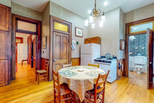 Clarkson W Freeman House Clarkson W Freeman House