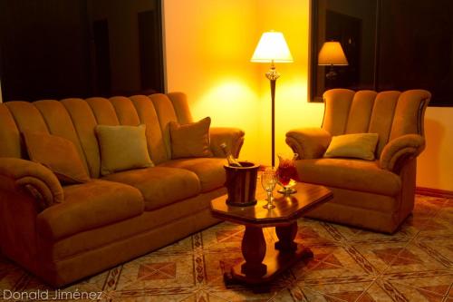 . Maquengue Falls hotel