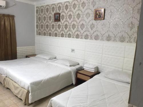 勿述 Lily Budget Hotel 4星级 酒店 套房