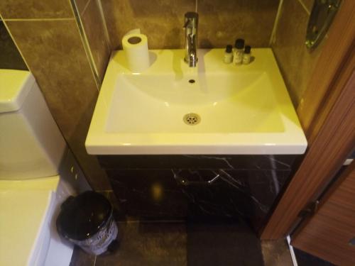 Elite brand - image 3