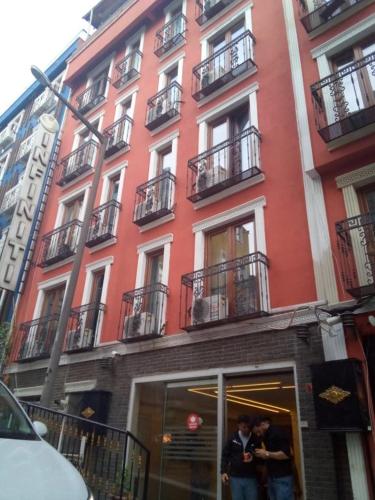 Elite brand - image 12