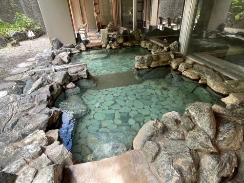 Suichokan Female Only